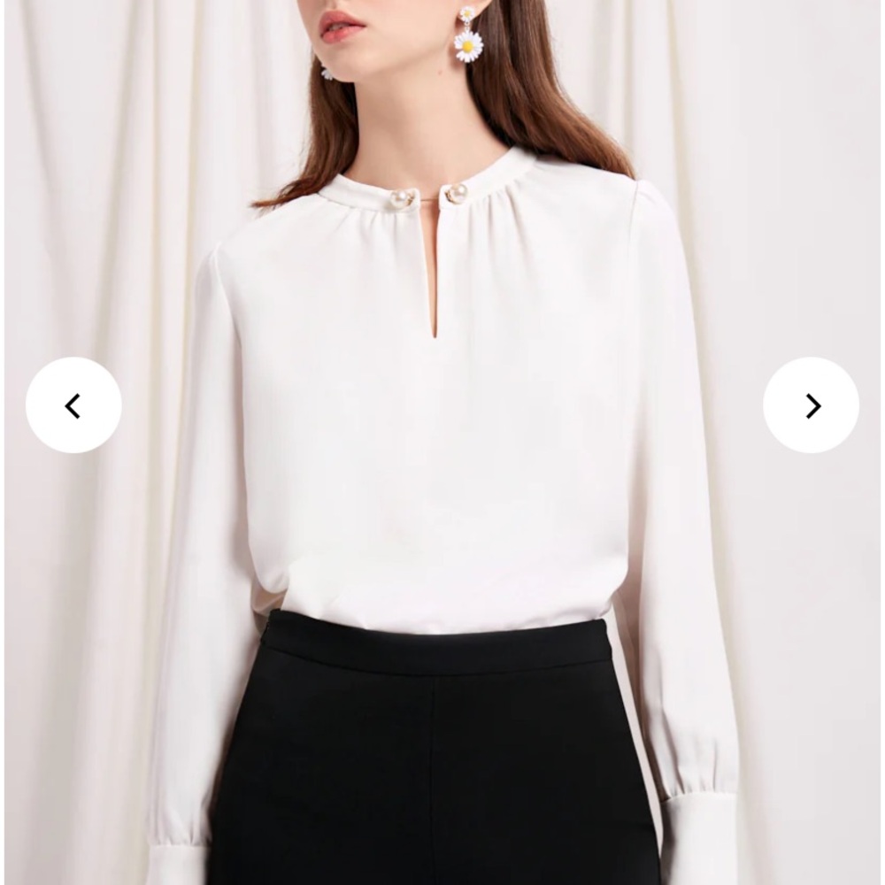 Petite studio ivory Blouse with Pearl Accents